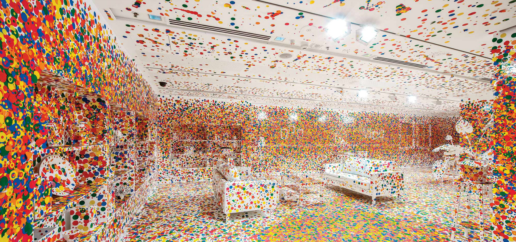 Arch2O-YayoiKusama-ObliterationRoom-01.jpg